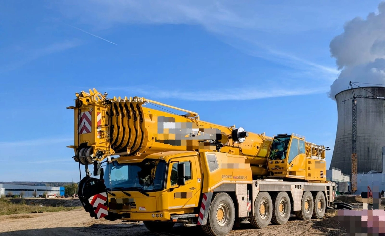 KFZ-24 HAGEN - PKW|LKW | Baumaschinen – ein Grove GMK5250L-1 All-Terrain-Mobilkran